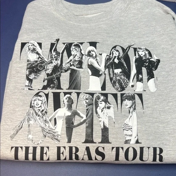 Taylor Swift Gray Sweatshirt - The Eras Tour. Nashville Show - Picture 1 of 7
